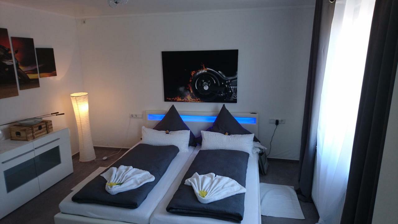 Moderne Wohnung Радольфцелль  Экстерьер фото